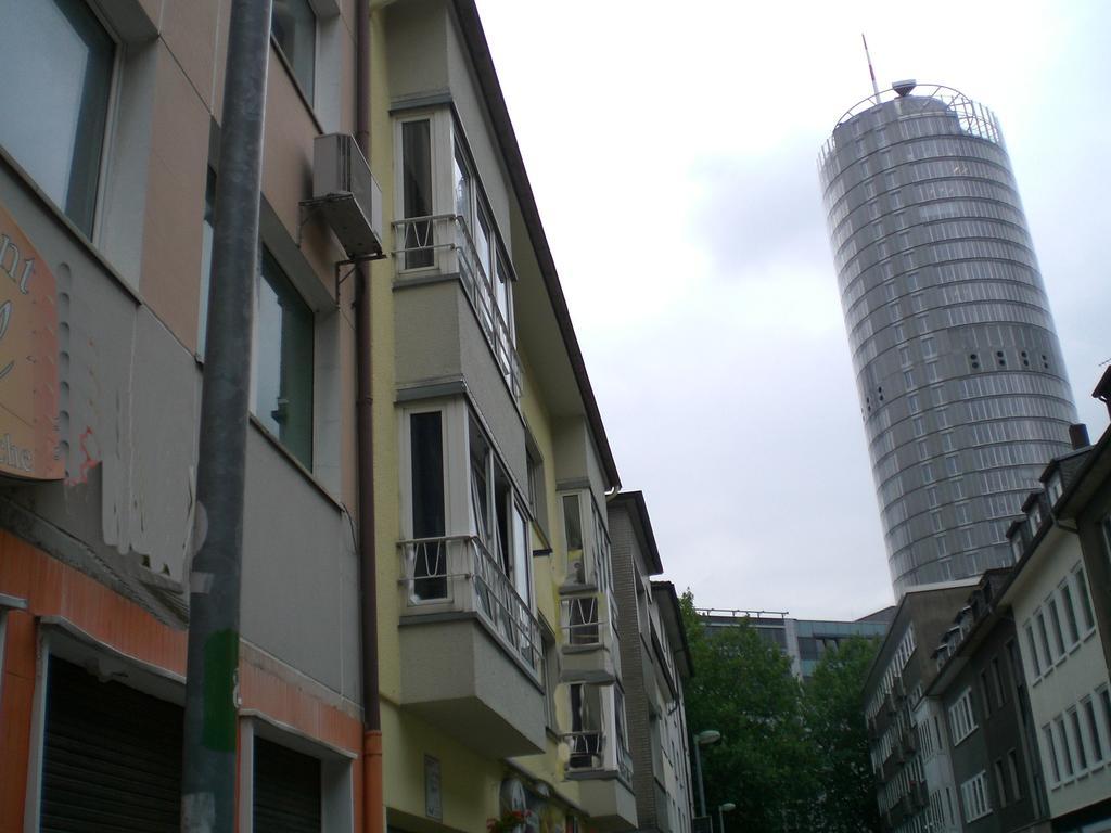 Schoenes Apartment In Essen Buitenkant foto